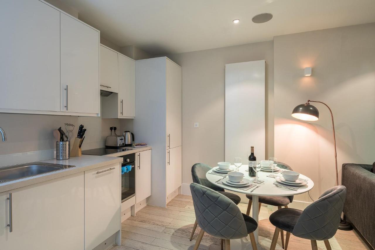 Fitzrovia - Charlotte Street By Viridian Apartments 런던 외부 사진